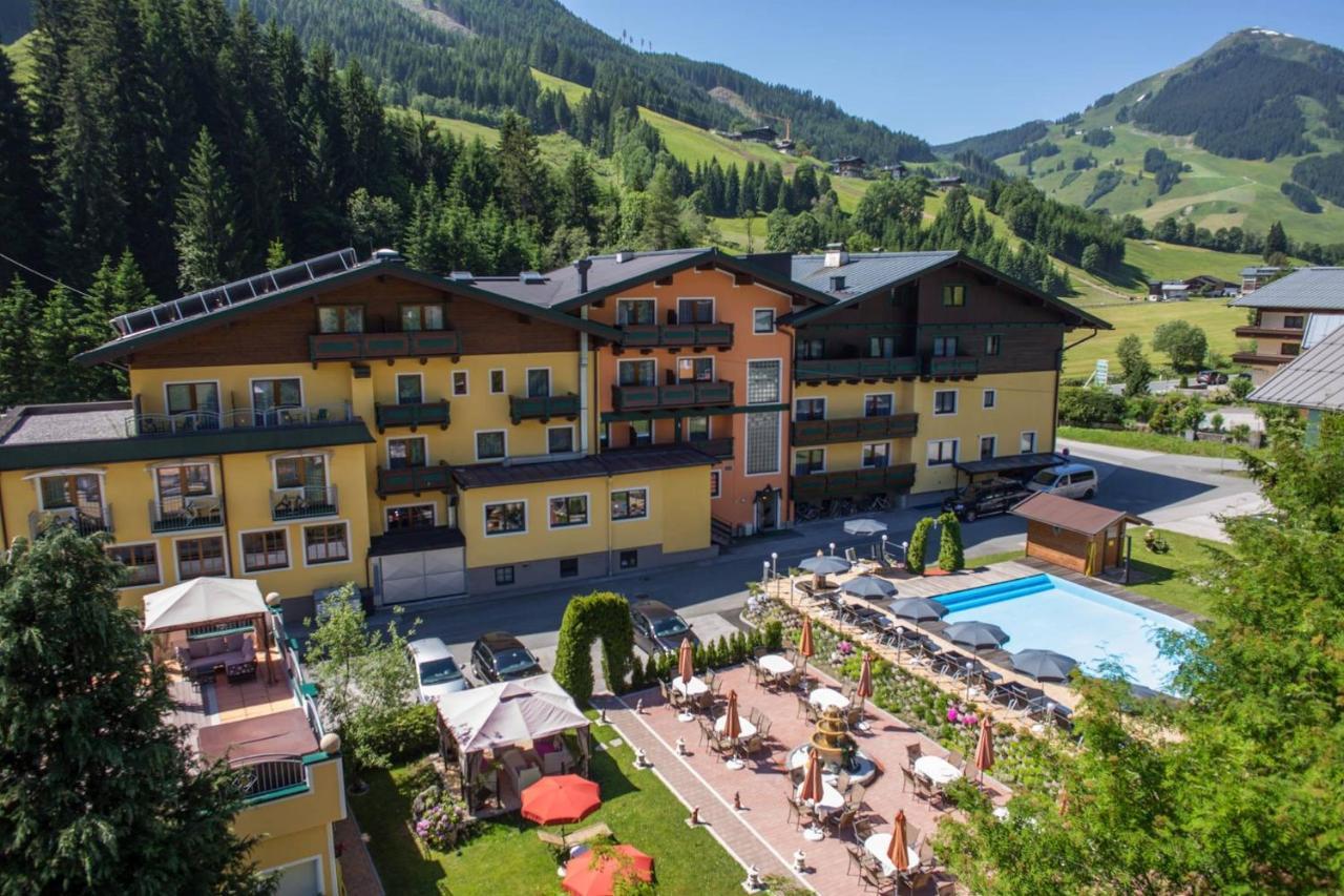 Hotel Austria Saalbach-Hinterglemm Exterior foto